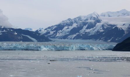 Image source: https://www.pexels.com/photo/glacier-in-greenland-5802999/