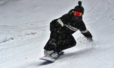 https://www.pexels.com/photo/person-in-black-jacket-and-black-pants-riding-on-snowboard-3869851/