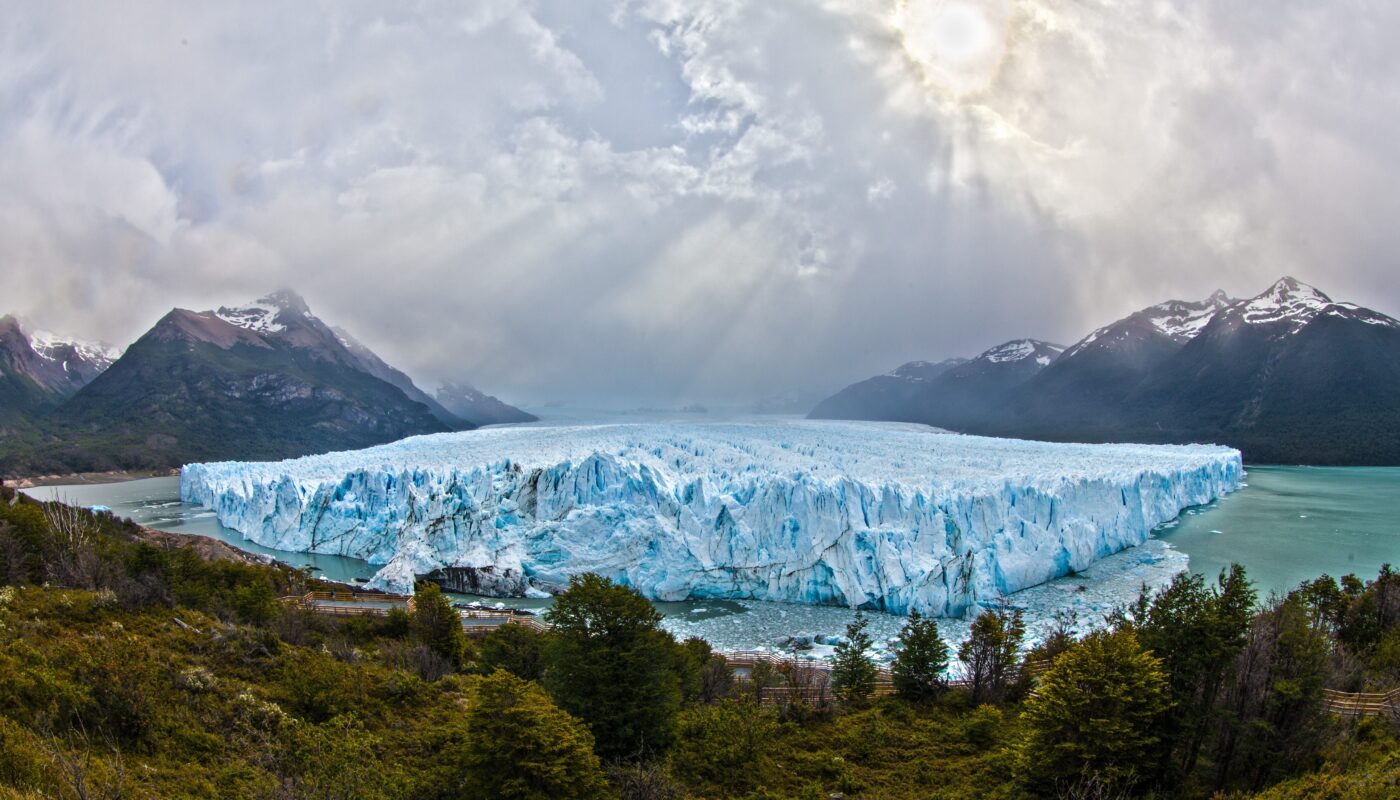 https://pixabay.com/photos/glacier-argentina-south-america-583419/
