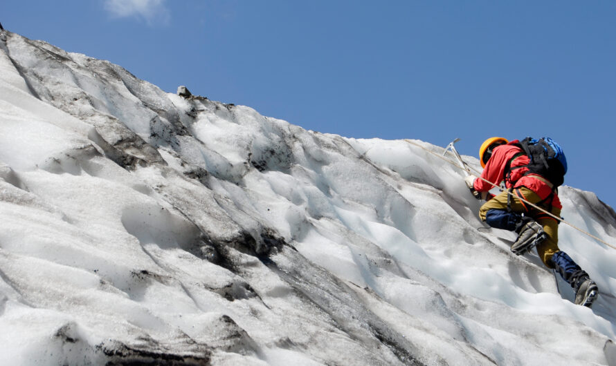 What Is a Hanging Glacier? And Why They Can Be Dangerous