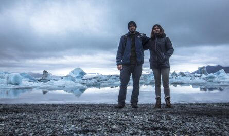 https://www.magnific.com/free-photo/frozen-lake-jokursarlon-iceland_15036442.htm#fromView=search&page=2&position=24&uuid=129ffa5b-027c-4013-8657-78141686687b&query=The+Best+Time+of+Year+to+Visit+Glaciers+Around+the+World