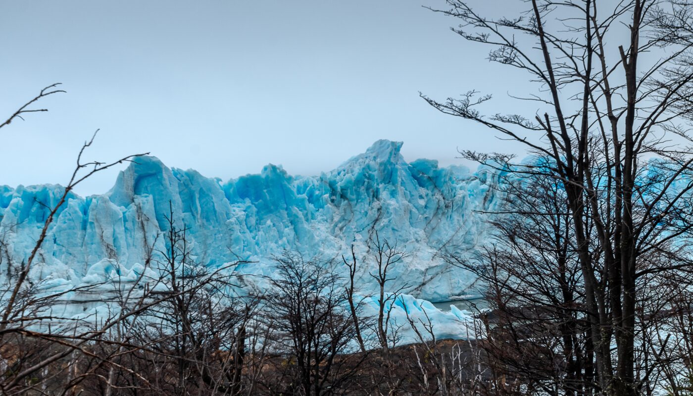 https://www.magnific.com/free-photo/big-iceberg-water-with-foggy-sky_16226192.htm#fromView=search&page=1&position=3&uuid=b6d095b4-4551-4e96-b04c-5a2c96f14ba9&track=ais_test_b&query=Glaciers+of+Papua+New+Guinea%3A+Vanishing+Tropical+Ice